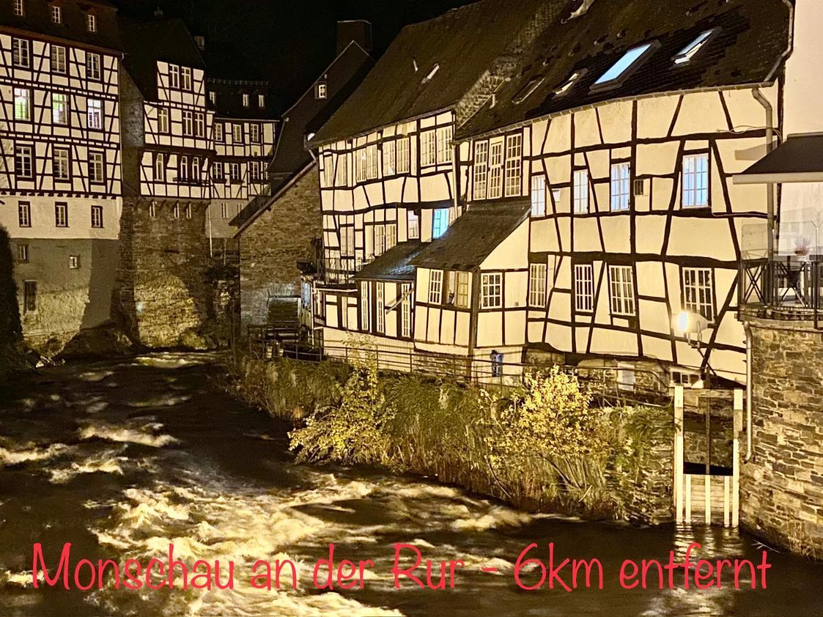 Hof Vierzehnender Im Hohen Venn - 70Qm Fachwerk-Studio - Grosses Wohn-Schlafzimmer Mit Dachterrasse Und Kaminofen - Separate Kueche - Perfekt Fuer Paare - Monschau - Eifel - Hunde Willkommen - Islandpferde Esterno foto